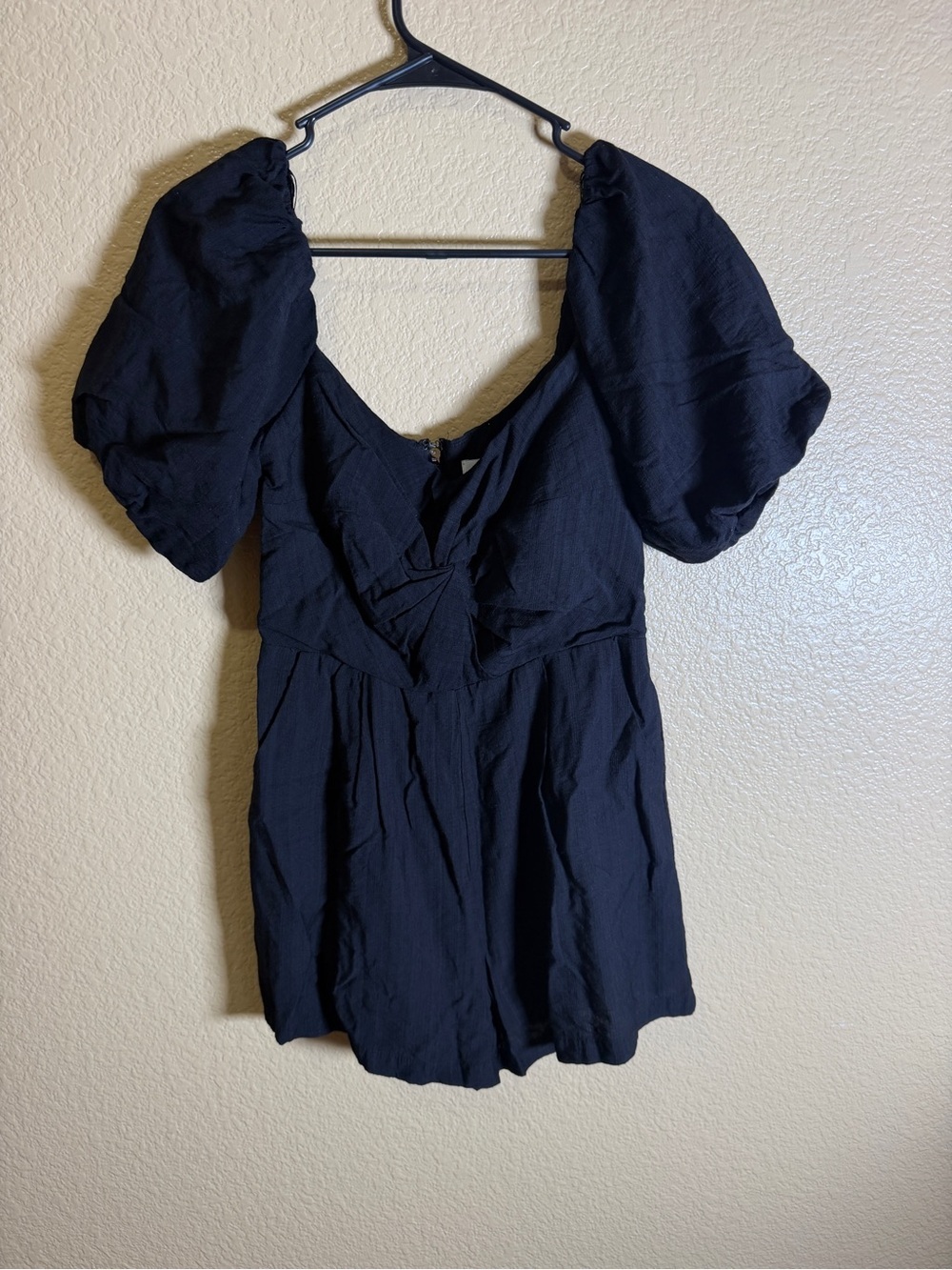 Oh Polly Black Puff Sleeve Romper